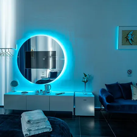 Skyhouse Chiaia Alojamento de Acomodação e Pequeno-almoço
