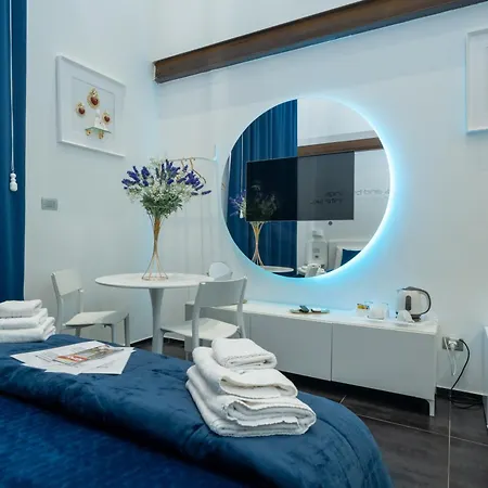 Skyhouse Chiaia Bed & Breakfast Neapol