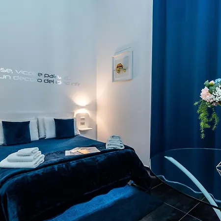 Bed & Breakfast Skyhouse Chiaia