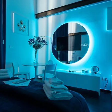 Bed & Breakfast Skyhouse Chiaia