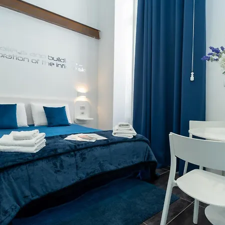 Skyhouse Chiaia Naples