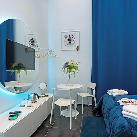 Bed & Breakfast Skyhouse Chiaia