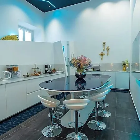 Skyhouse Chiaia Napoli