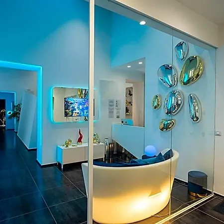 Skyhouse Chiaia Naples