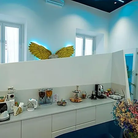 Skyhouse Chiaia 4* Naples