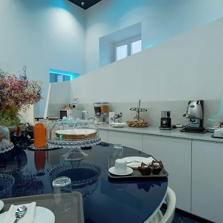 Alojamento de Acomodação e Pequeno-almoço Skyhouse Chiaia Nápoles