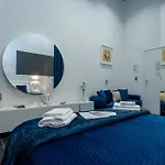 Skyhouse Chiaia Отель типа 
