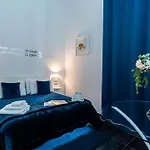 Skyhouse Chiaia 4*
