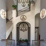 Skyhouse Chiaia Отель типа 