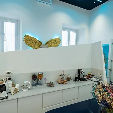 Skyhouse Chiaia 4* נאפולי