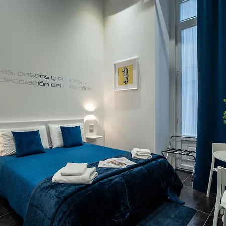 Skyhouse Chiaia Неаполь